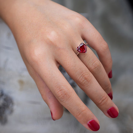 Silver 4-carat Heart Shaped High Carbon Diamond Ring - Sterling Hearts