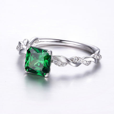 925 Sterling Silver Ring Main Stone Green Emerald or Red Ruby Zirconium - Sterling Hearts